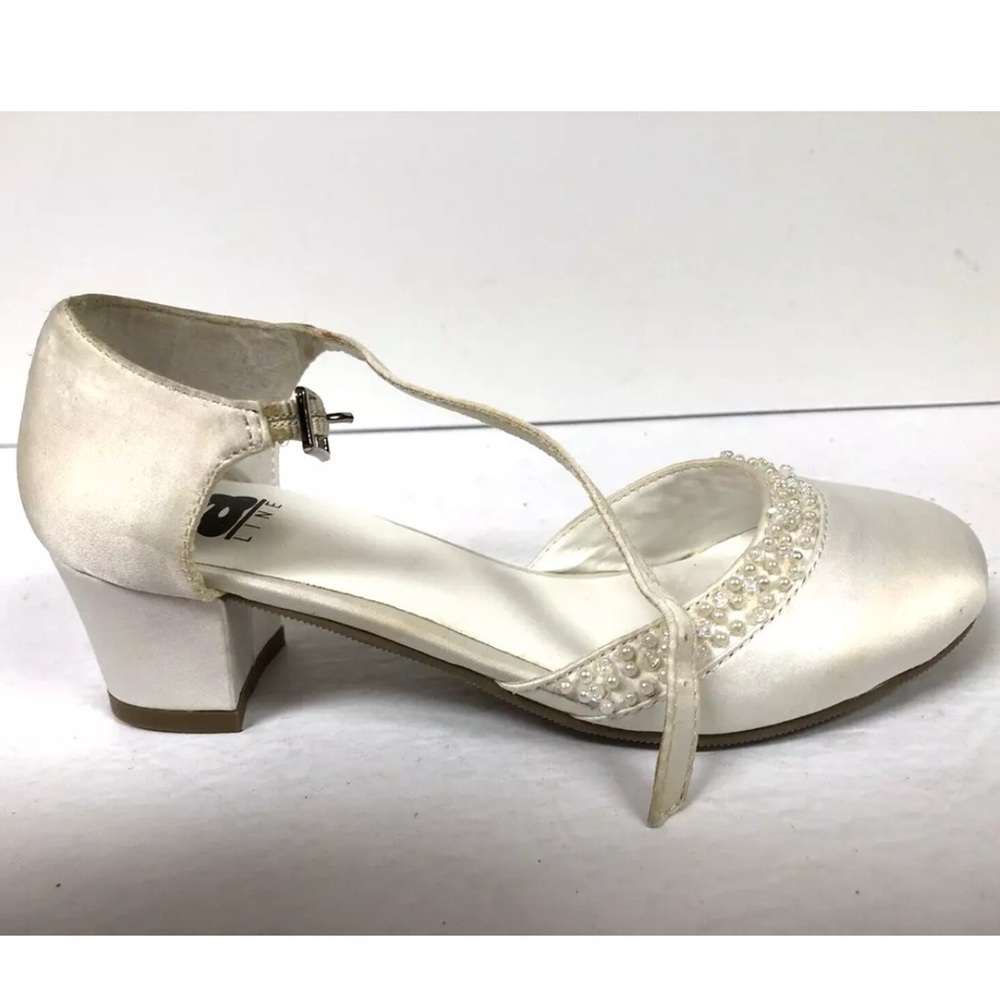 A Line Kids’ Bone Satin Ankle Strap Pumps, Girls’ Size 3 M.